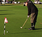 putting.green.flag